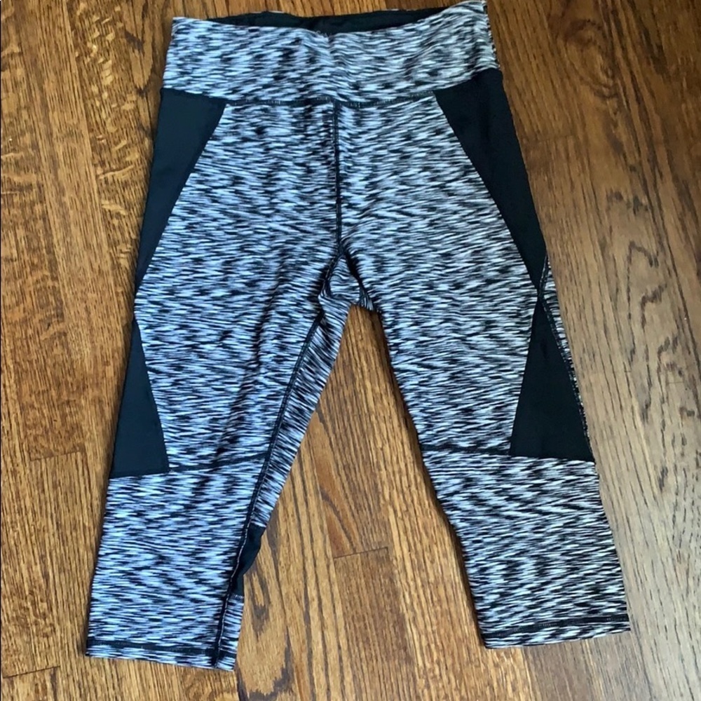 Calvin Klein Capri Leggings